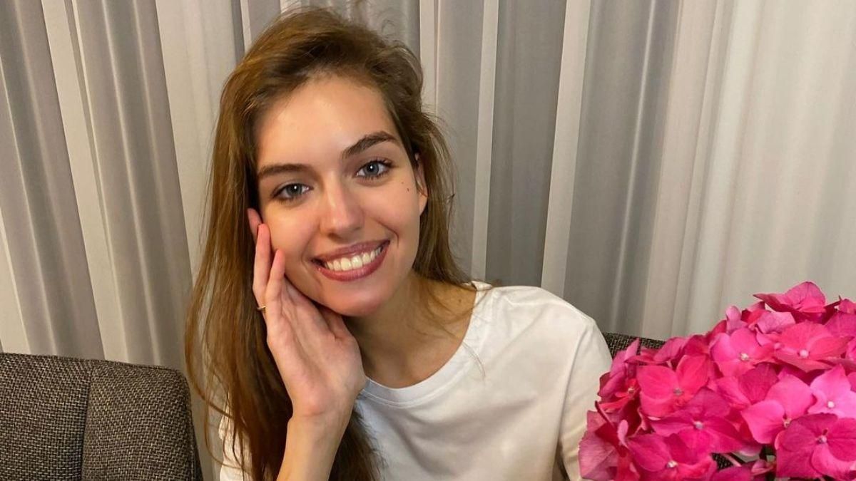 Дружина Дмитра Комарова зачарувала домашнім образом: фото Дружина Дмитра Комарова зачарувала домашнім образом: фото