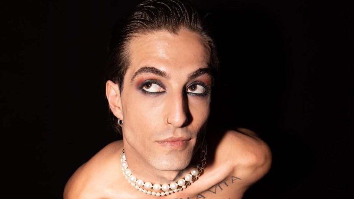 Солист Måneskin сменил имидж: как теперь выглядит красавчик Солист Måneskin сменил имидж: как теперь выглядит красавчик