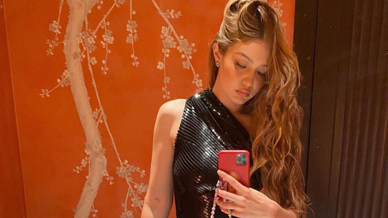 Джиджи Хадид объяснила, почему никогда не покажет лицо дочери Джиджи Хадид объяснила, почему никогда не покажет лицо дочери