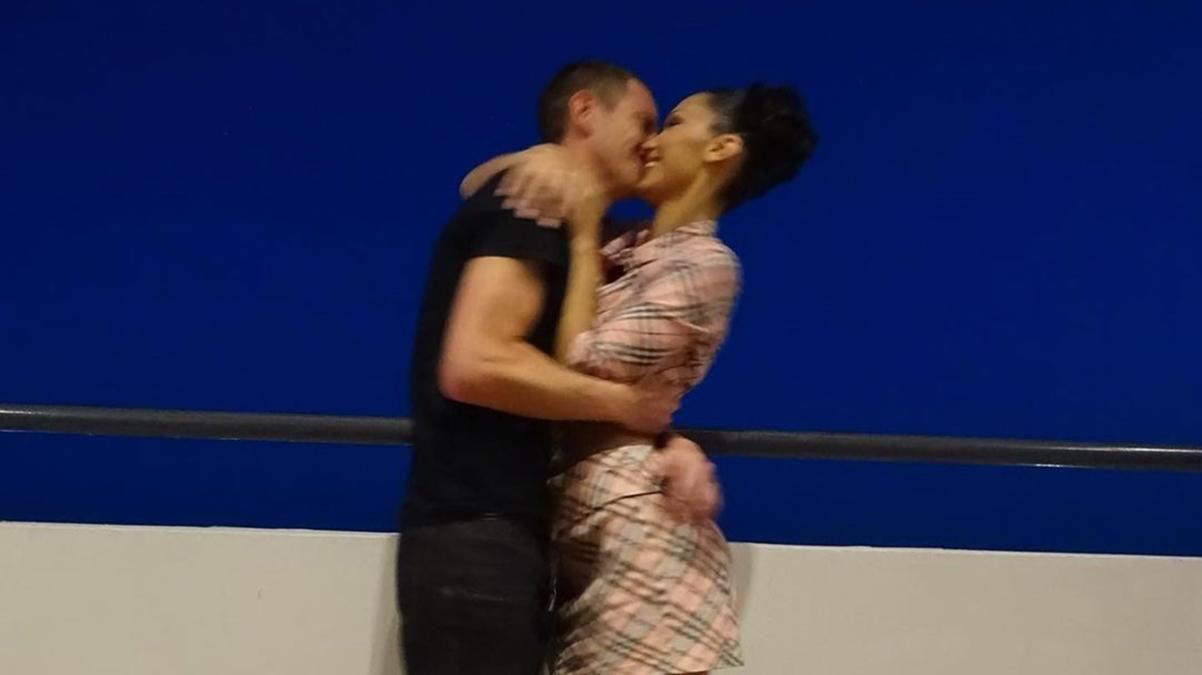 Белла Хадід закрутила новий роман: пристрасне фото з бойфрендом Белла Хадід закрутила новий роман: пристрасне фото з бойфрендом