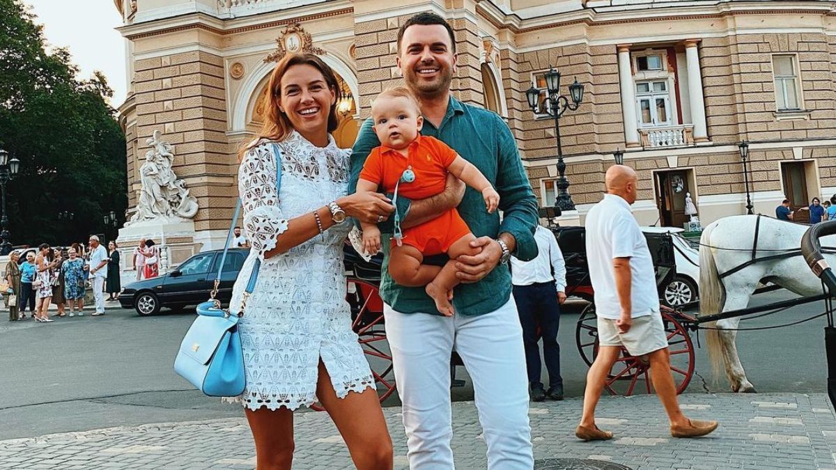 Григорий Решетник с женой и сыном отдыхает в Одессе: фото