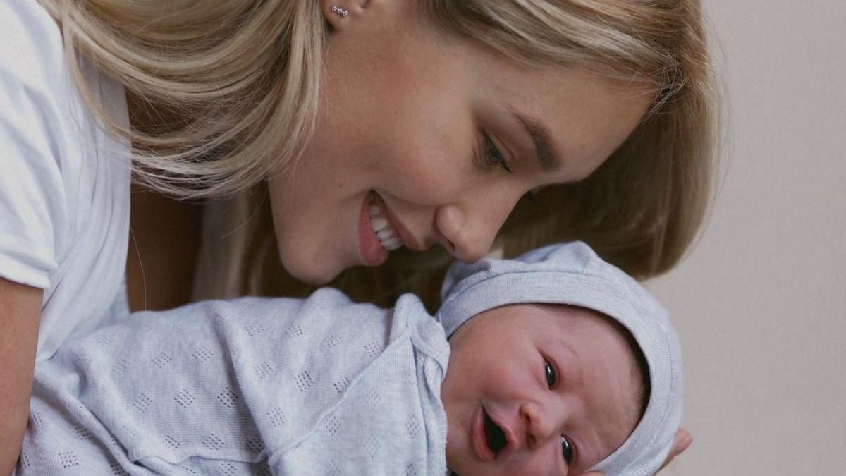 Даша Квиткова показала, как украсили дом к приезду сына: фото Даша Квиткова показала, как украсили дом к приезду сына: фото