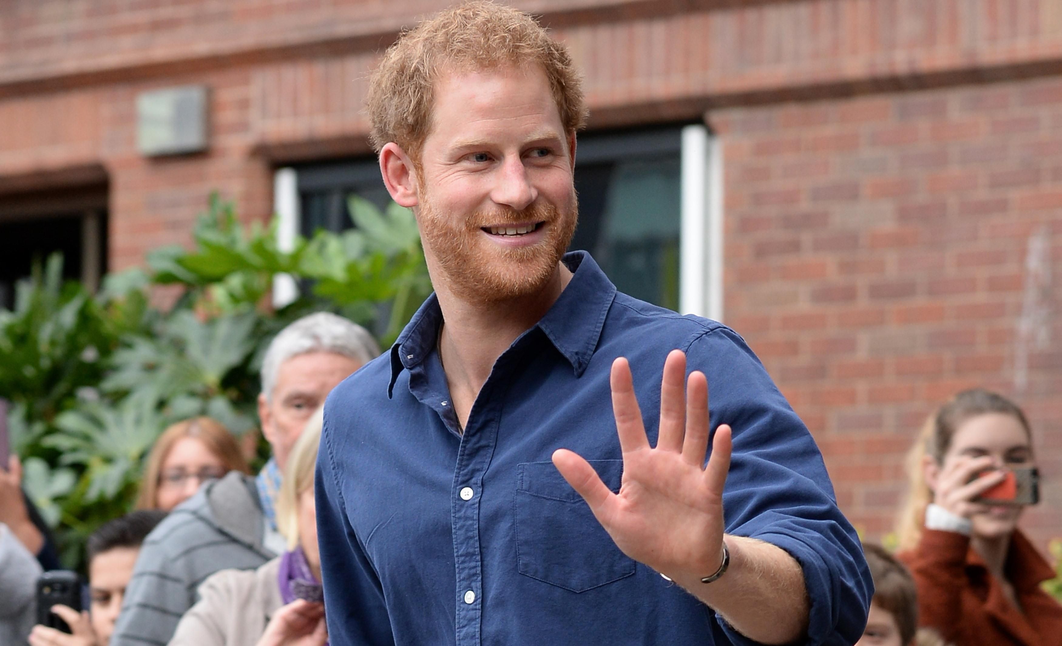 Вслед за Меган Маркл: принц Гарри выдаст интимные мемуары Вслед за Меган Маркл: принц Гарри выдаст интимные мемуары