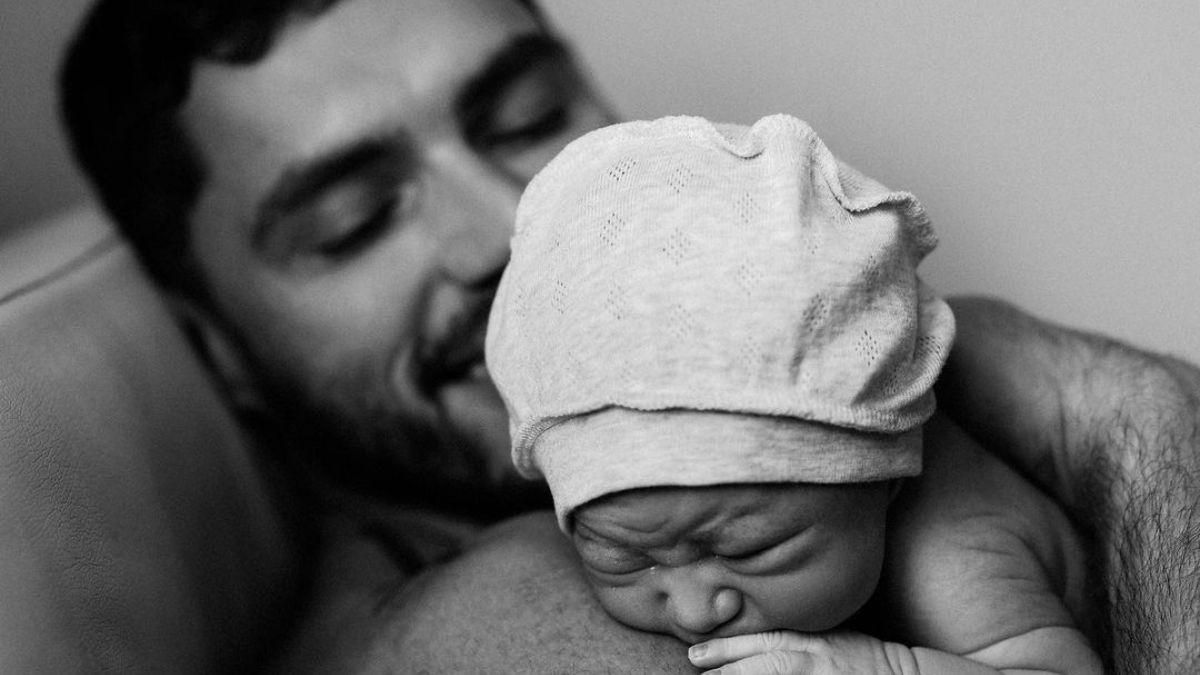 Нікіта Добринін замилував мережу новим фото з маленьким сином Нікіта Добринін замилував мережу новим фото з маленьким сином