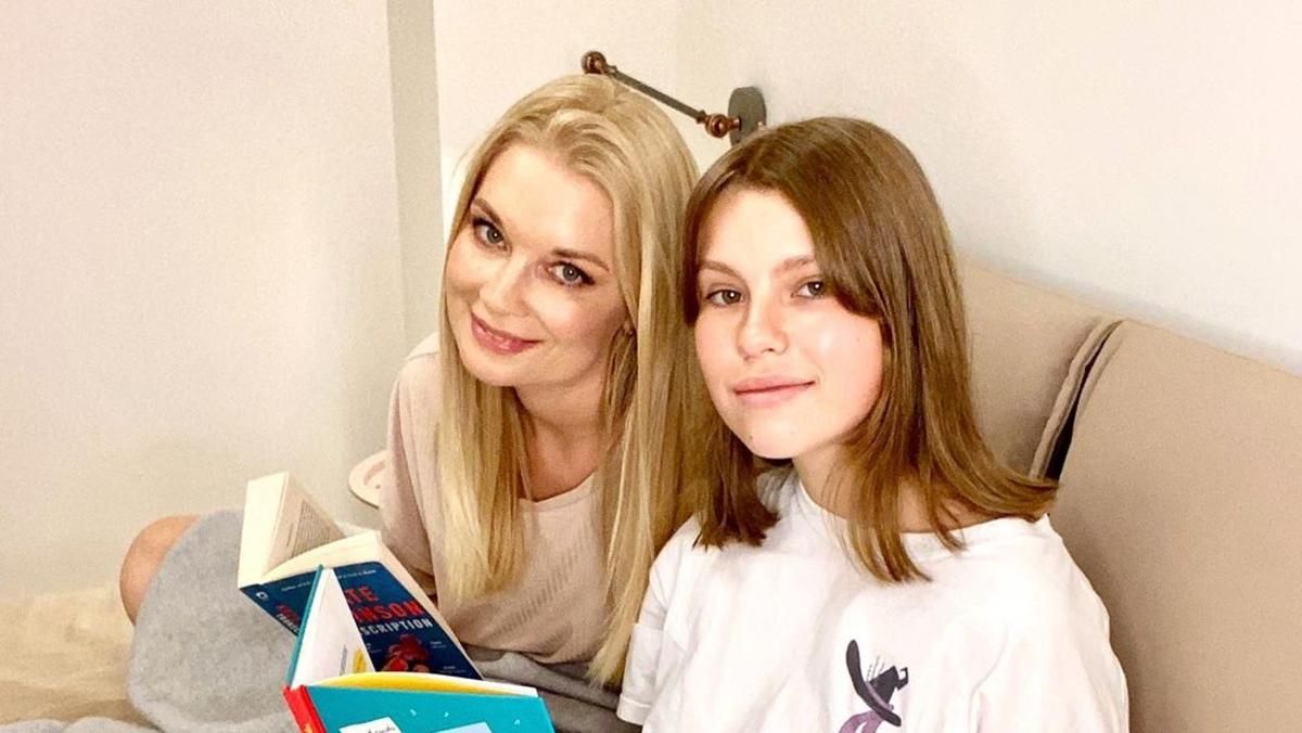 Лідія Таран з донькою відпочиває у Франції: фото Лідія Таран з донькою відпочиває у Франції: фото