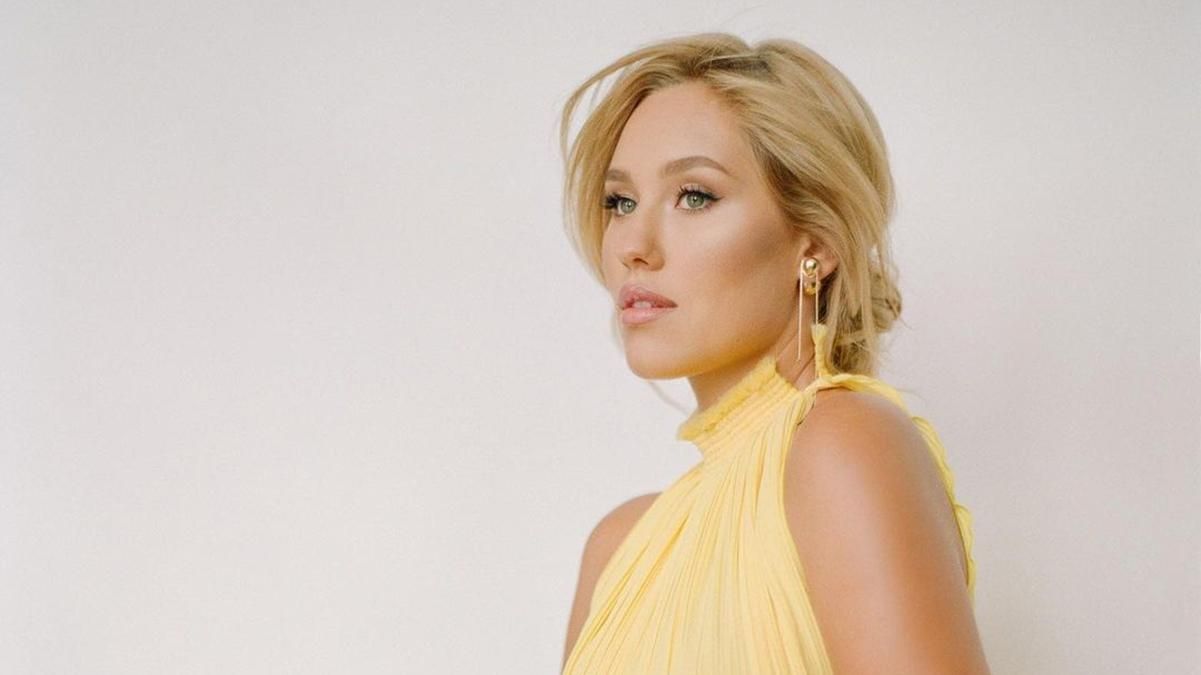 Чому Даша Квіткова хрестила сина вдома і не покликала батьків Чому Даша Квіткова хрестила сина вдома і не покликала батьків