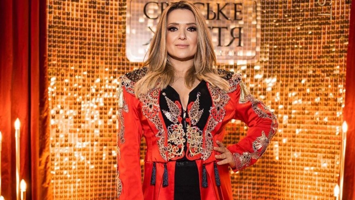 Наталья Могилевская поразила изысканным образом в платье с вырезом Наталья Могилевская поразила изысканным образом в платье с вырезом