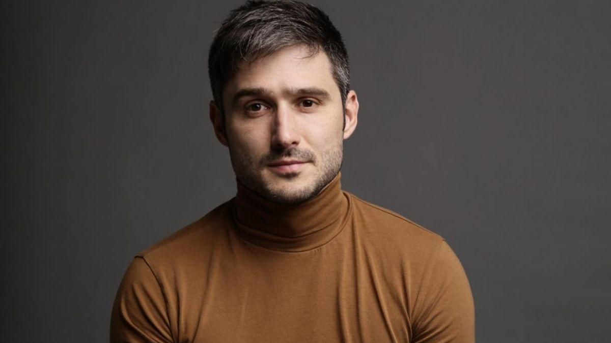 Андрей Фединчик ночью посреди улицы устроил драку: видео Андрей Фединчик ночью посреди улицы устроил драку: видео