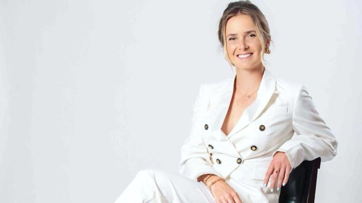 Элина Свитолина в платьях и костюмах: повседневные, праздничные образы Элина Свитолина в платьях и костюмах: повседневные, праздничные образы