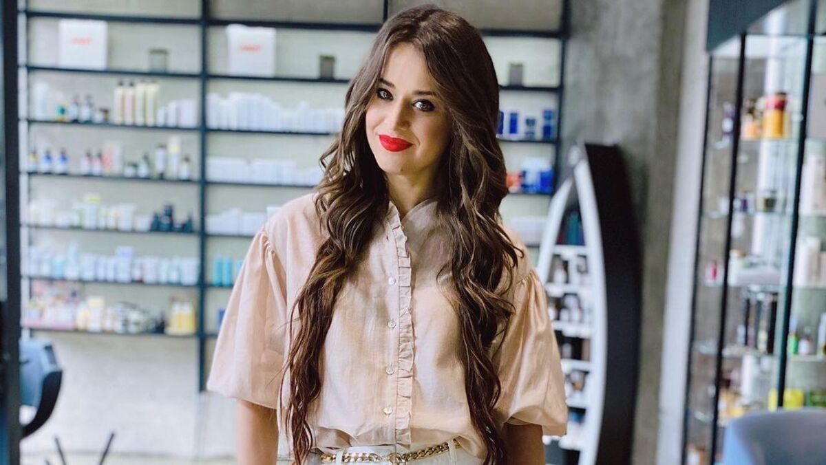 Ексдружина Дзідзьо поділилась варіантом елегантного образу: фото Ексдружина Дзідзьо поділилась варіантом елегантного образу: фото