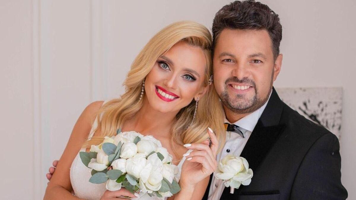 Ірина Федишин чуттєво привітала чоловіка з 15 річницею шлюбу Ірина Федишин чуттєво привітала чоловіка з 15 річницею шлюбу