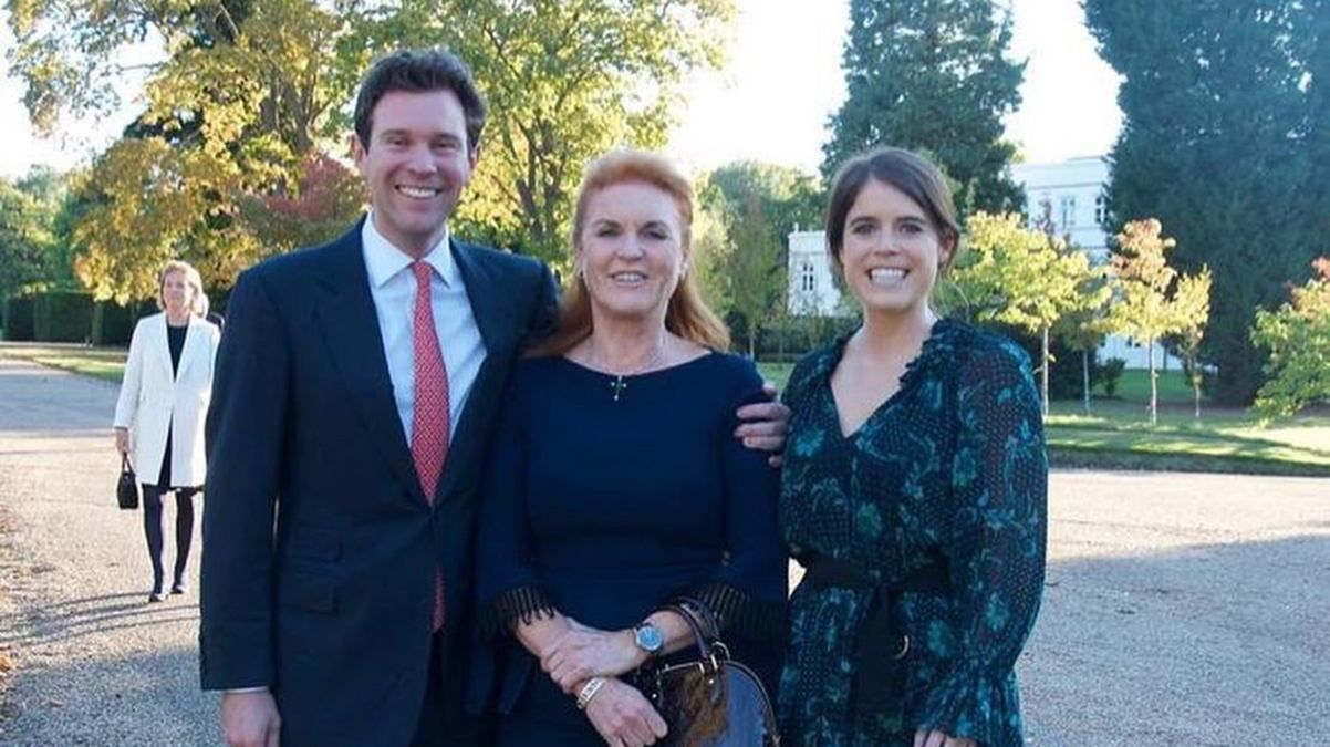 Мама принцессы Евгении прокомментировала скандал вокруг зятя Мама принцессы Евгении прокомментировала скандал вокруг зятя