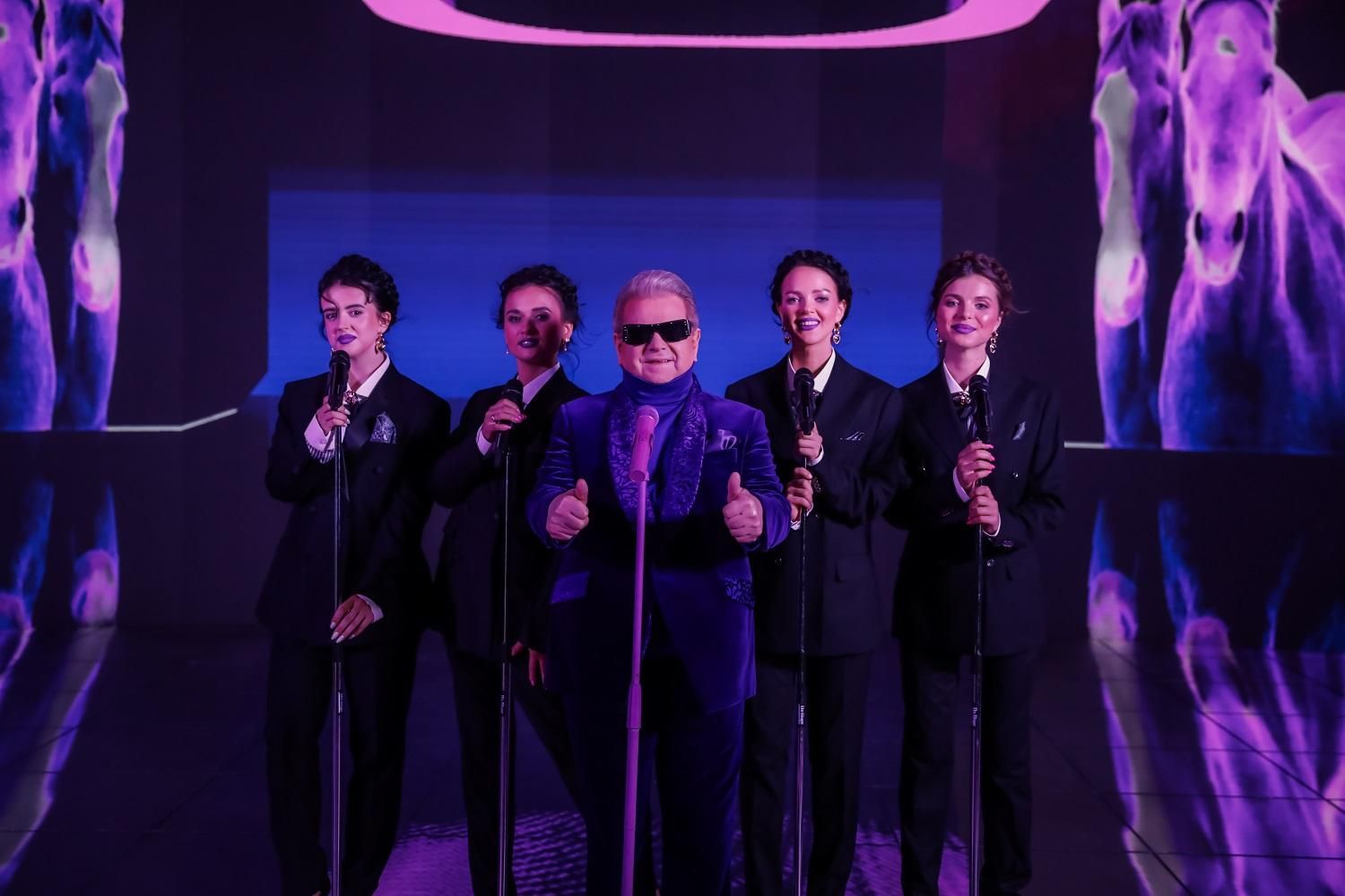 Михаил Поплавский увековечил своего отца в новом клипе Михаил Поплавский увековечил своего отца в новом клипе