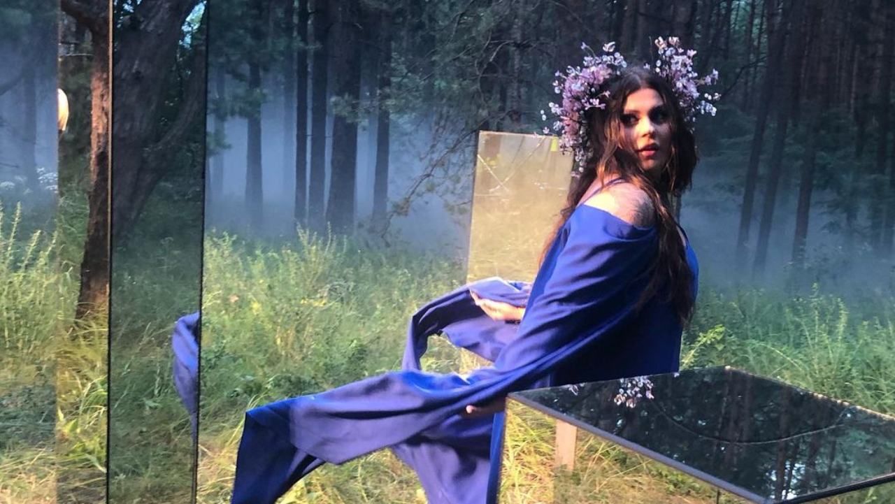 Александра Зарецкая отметила день рождения у водопада: фото Александра Зарецкая отметила день рождения у водопада: фото