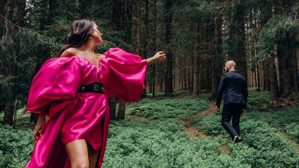 Влад Яма приголомшив сімейною фотосесією в лісі: фото Влад Яма приголомшив сімейною фотосесією в лісі: фото