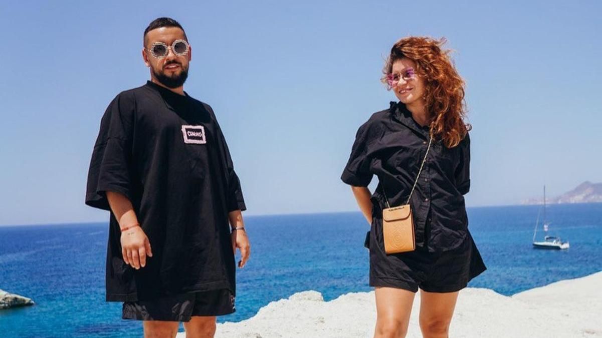 Монатік привітав дружину з днем народження і присвятив їй вірш Монатік привітав дружину з днем народження і присвятив їй вірш