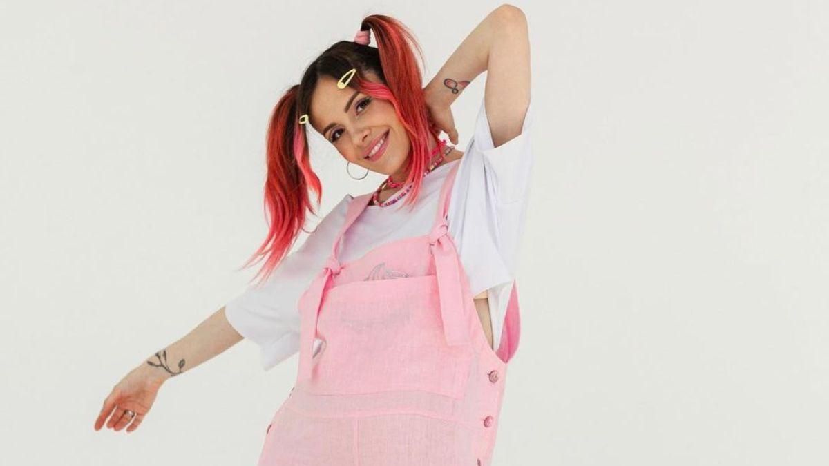 MamaRika показала перше фото сина з пологового будинку MamaRika показала перше фото сина з пологового будинку