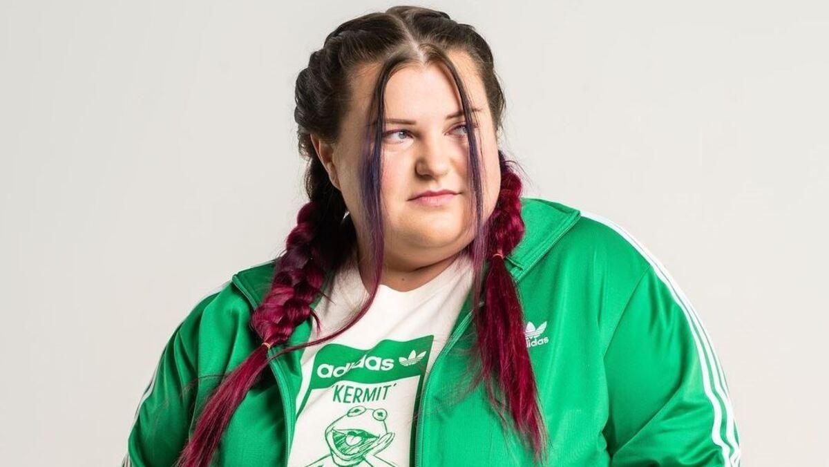 Alyona Alyona выпустила клип: люди возмущены дрифт Alyona Alyona выпустила клип: люди возмущены дрифт