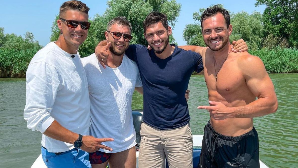 Холостяк: как отдыхают Добрынин, Заливако, Черкасов и Мельник Холостяк: как отдыхают Добрынин, Заливако, Черкасов и Мельник