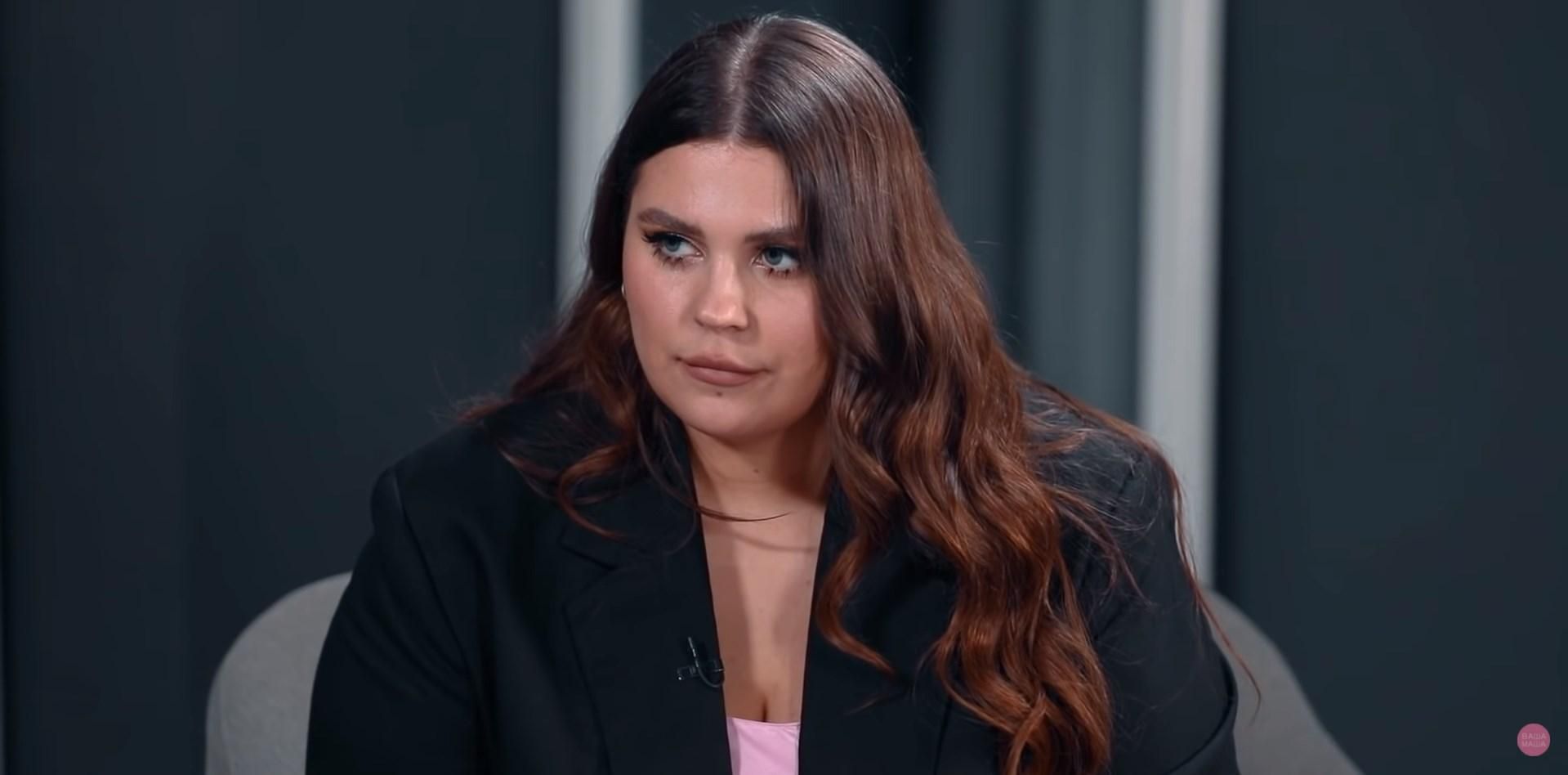 Солистка группы KAZKA объяснила, почему называет себя КСИР Солистка группы KAZKA объяснила, почему называет себя КСИР