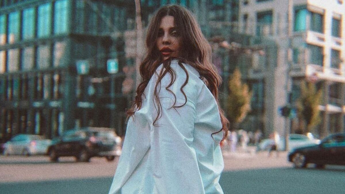 Лідерка гурту KAZKA розповіла, як пережила нерозділене кохання Лідерка гурту KAZKA розповіла, як пережила нерозділене кохання