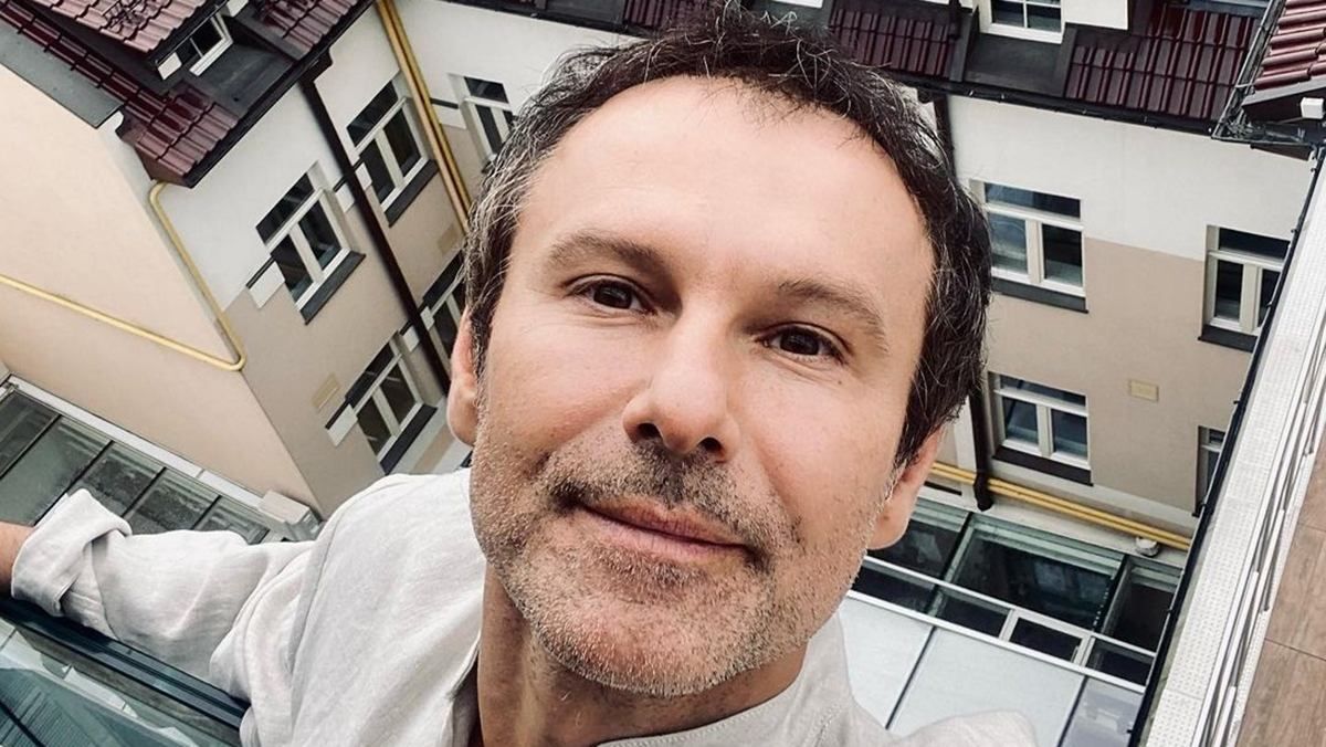 Святослав Вакарчук отдыхает в Карпатах: фото среди скал Святослав Вакарчук отдыхает в Карпатах: фото среди скал