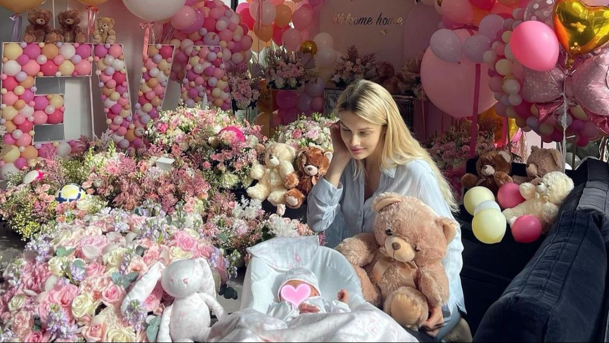 Влада Седан показала нові фото маленької донечки Влада Седан показала нові фото маленької донечки