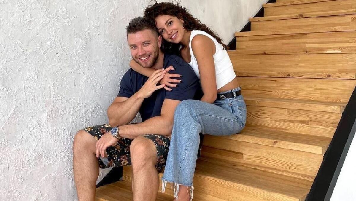 Анна Богдан відповіла, коли зіграє весілля з Михайлом Заливакою Анна Богдан відповіла, коли зіграє весілля з Михайлом Заливакою