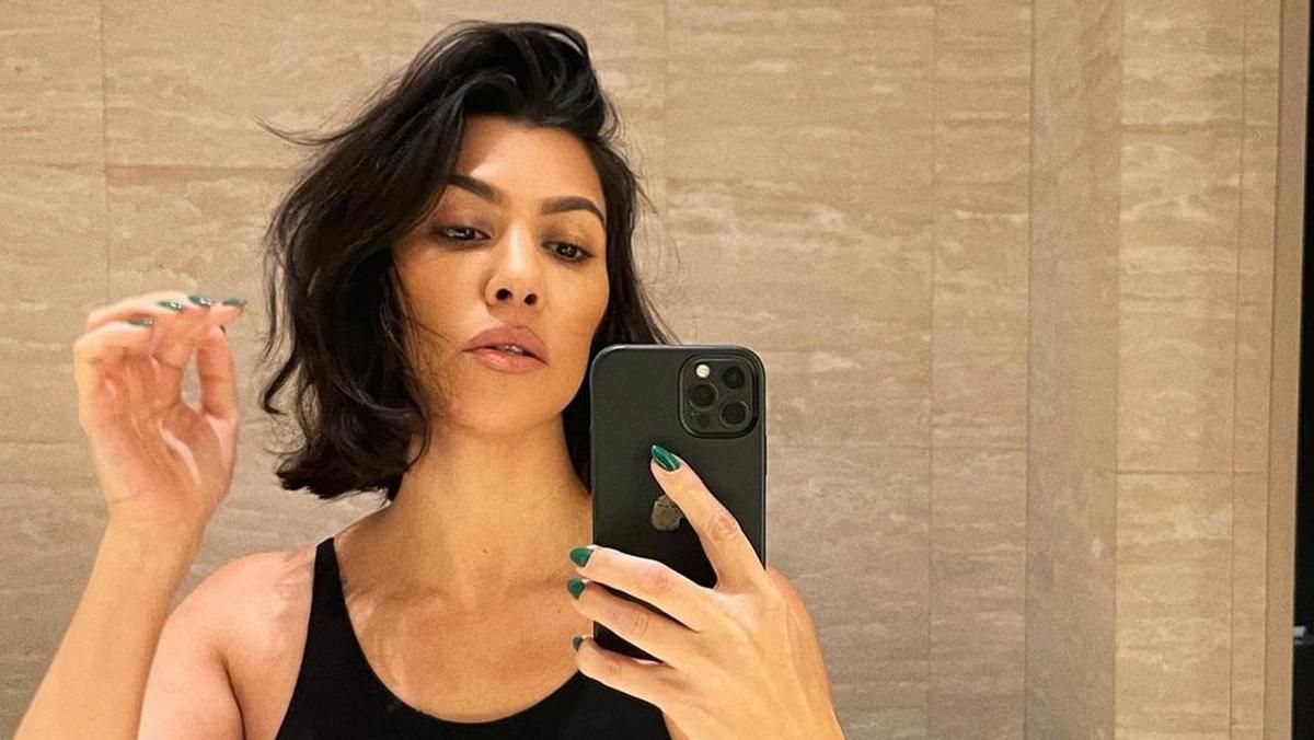 Кортни Кардашян заподозрили в беременности: фото и комментарии фанов Кортни Кардашян заподозрили в беременности: фото и комментарии фанов