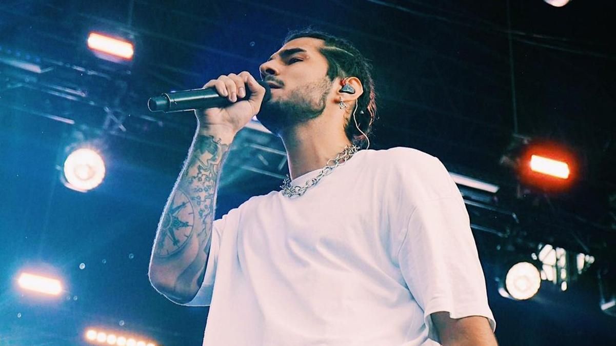 NIKITA LOMAKIN розповів про майбутній хіт з Тіною Кароль NIKITA LOMAKIN розповів про майбутній хіт з Тіною Кароль