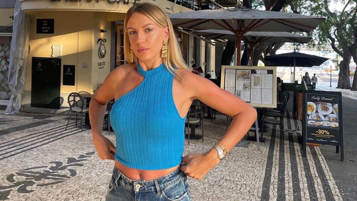 Леся Никитюк эффектно позировала на Мадейре: фото из Португалии Леся Никитюк эффектно позировала на Мадейре: фото из Португалии