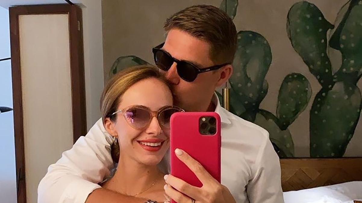 Володимир Остапчук показав, як відсвяткував річницю заручин з дружиною: романтичні відео - Новини шоу-бізнесу - Showbiz Володимир Остапчук показав, як відсвяткував річницю заручин з дружиною: романтичні відео - Новини шоу-бізнесу - Showbiz