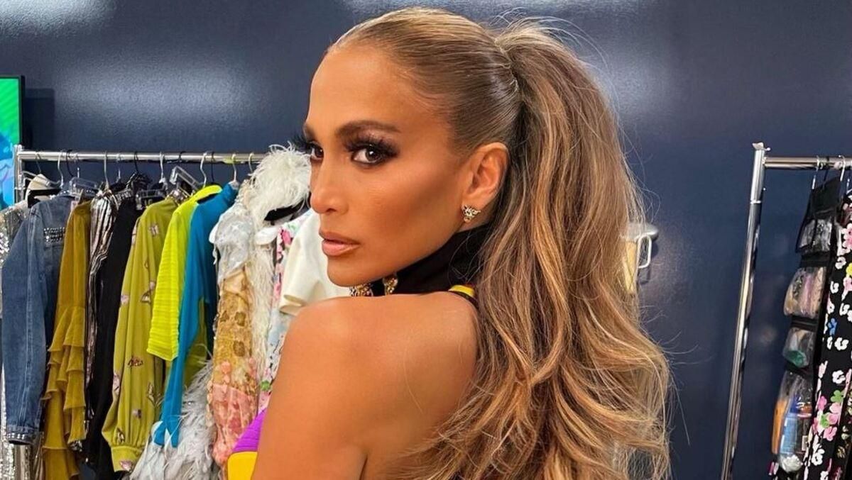 С детьми, Беном Аффлеком и его матерью: Дженнифер Лопес отдыхает в Голливуде С детьми, Беном Аффлеком и его матерью: Дженнифер Лопес отдыхает в Голливуде