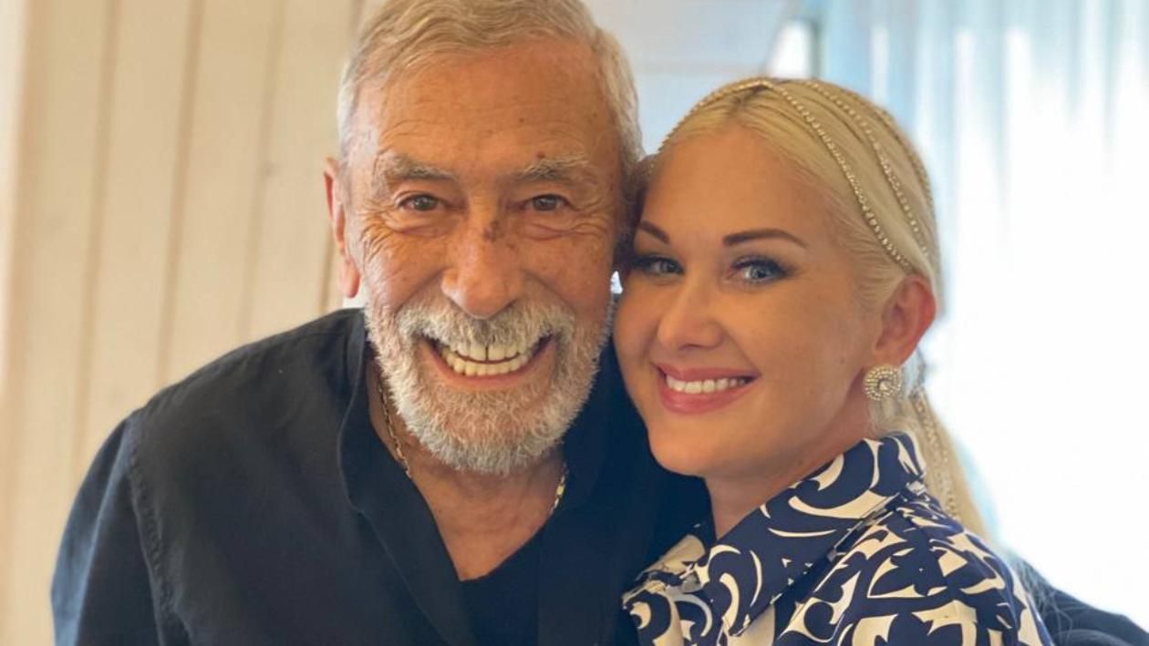 Екатерина Бужинская и Вахтанг Кикабидзе поздравили Украину с Днем Независимости: знаковое видео Екатерина Бужинская и Вахтанг Кикабидзе поздравили Украину с Днем Независимости: знаковое видео