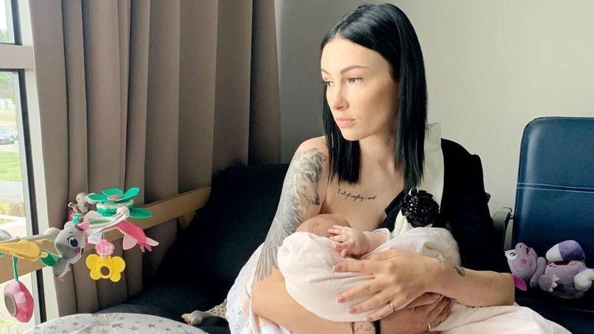 Анастасия Приходько впервые показала лицо 5-месячного сына: милое фото