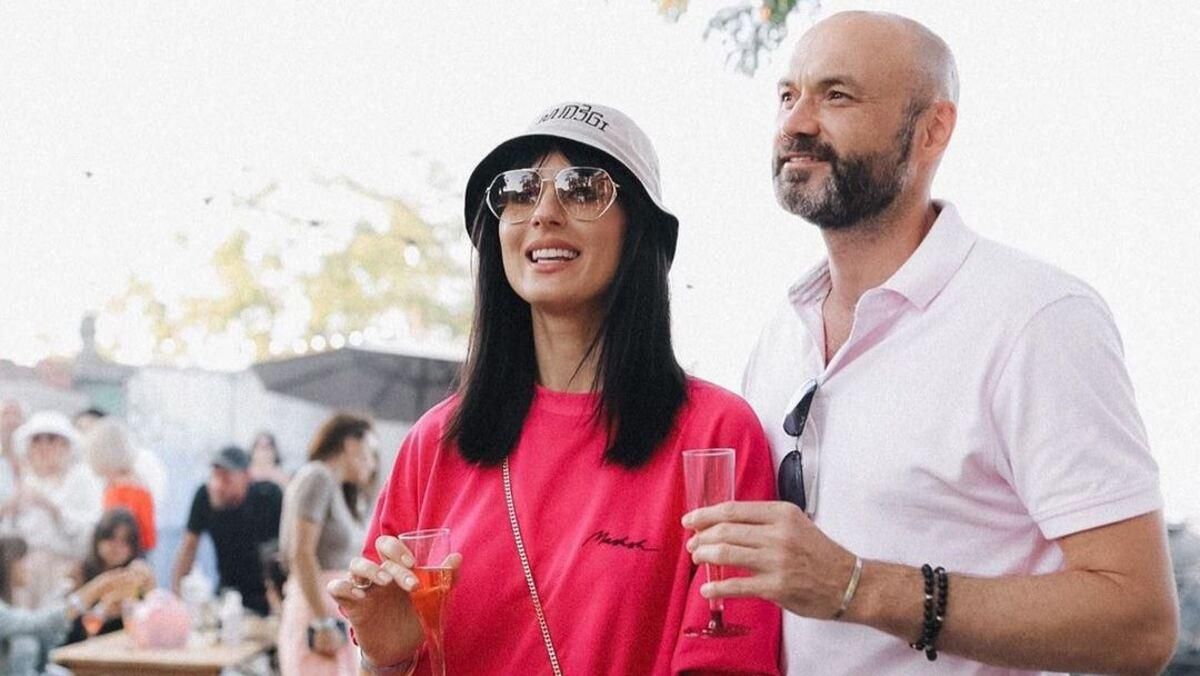 Маша Ефросинина с мужем отмечают 18 годовщину свадьбы: история любви пары Маша Ефросинина с мужем отмечают 18 годовщину свадьбы: история любви пары