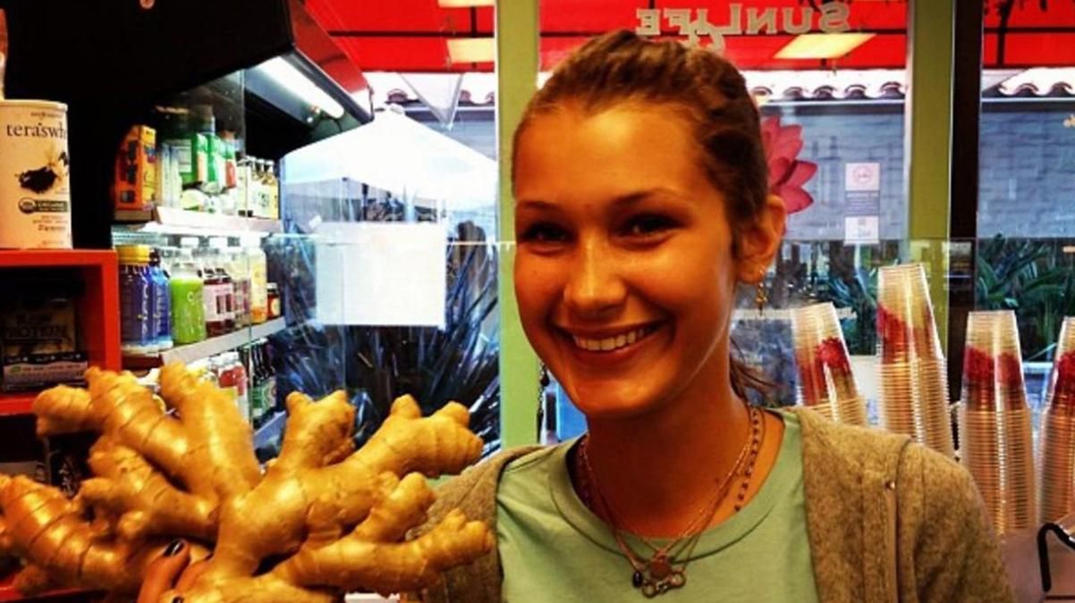 Белла Хадид показала, кем работала в 15 лет: архивные фото Белла Хадид показала, кем работала в 15 лет: архивные фото