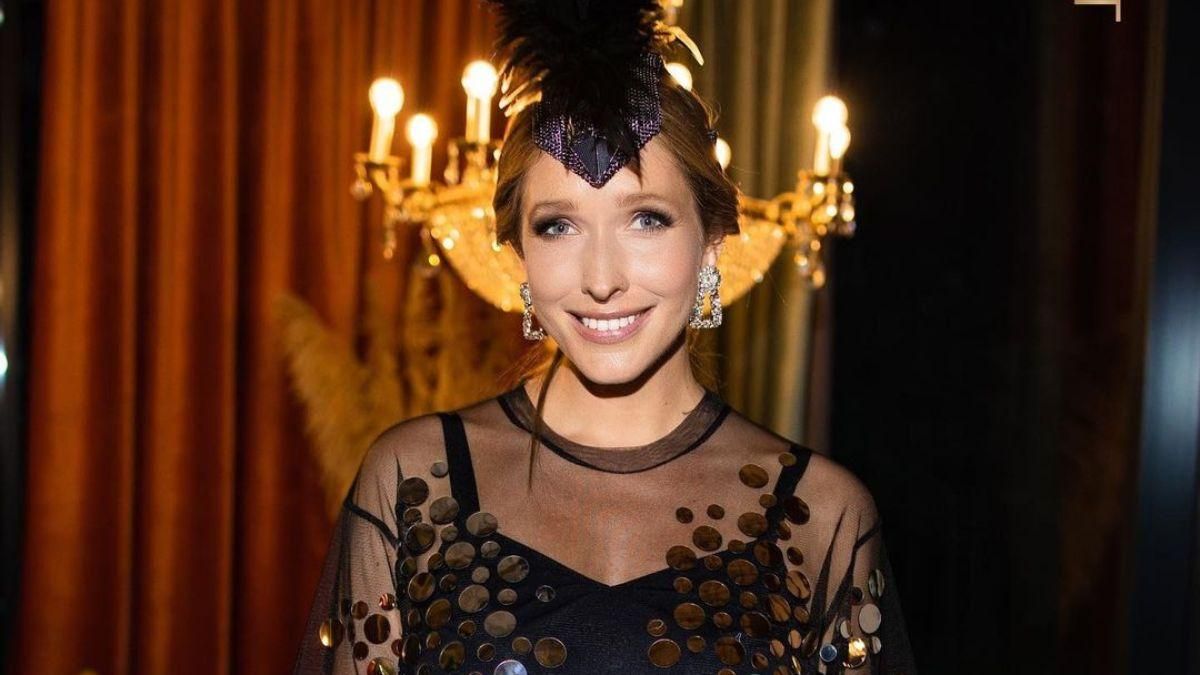 Катя Осадчая после родов вернулась к работе: фото нового образа ведущей Катя Осадчая после родов вернулась к работе: фото нового образа ведущей