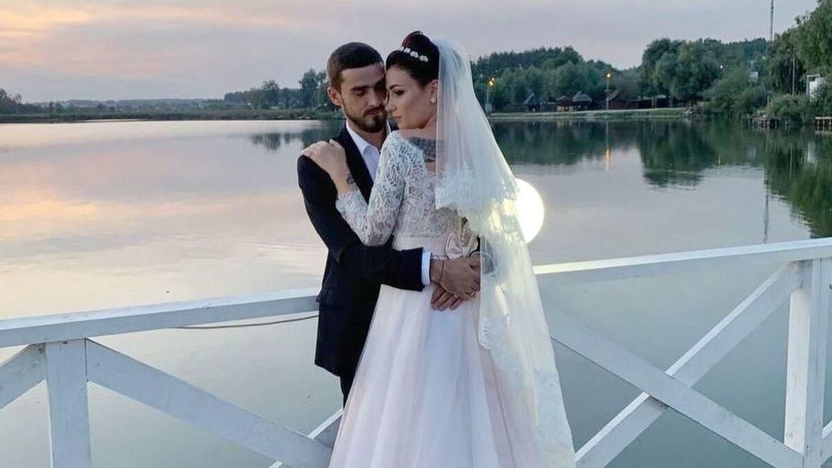 Дихаю тобою, – Анастасія Приходько зворушливо привітала чоловіка з 2 річницею вінчання - Новини шоу-бізнесу - Showbiz Дихаю тобою, – Анастасія Приходько зворушливо привітала чоловіка з 2 річницею вінчання - Новини шоу-бізнесу - Showbiz