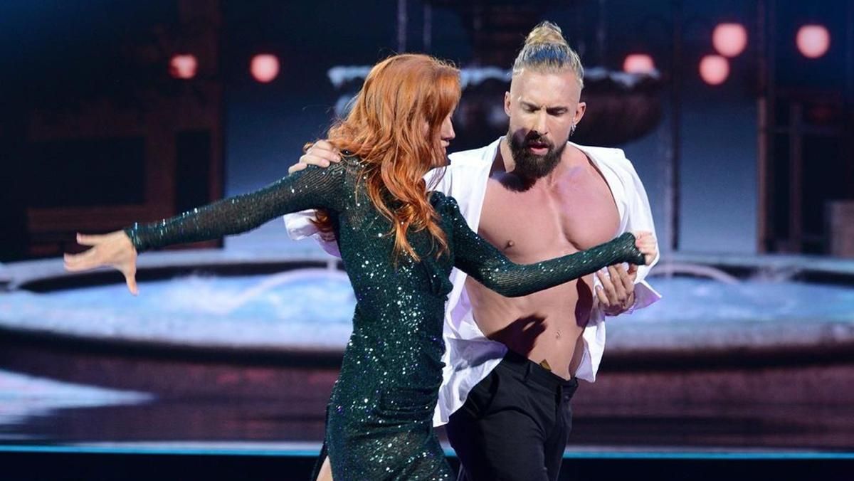 "Танці з зірками": аутсайдер першого ефіру Суровцев прокоментував провальну рубму - Новини шоу-бізнесу - Showbiz "Танці з зірками": аутсайдер першого ефіру Суровцев прокоментував провальну рубму - Новини шоу-бізнесу - Showbiz