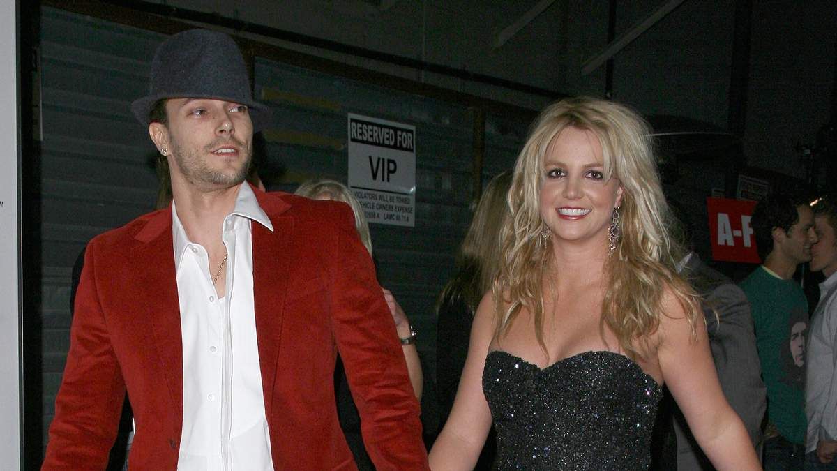 Бывший муж Бритни Спирс отреагировал на ее помолвку с бойфрендом Бывший муж Бритни Спирс отреагировал на ее помолвку с бойфрендом