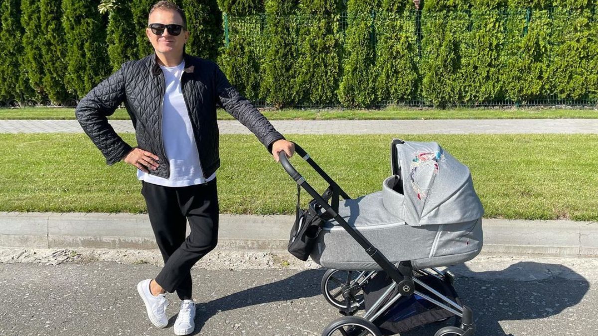 Юрий Горбунов растрогал новым фото с маленьким сыном Юрий Горбунов растрогал новым фото с маленьким сыном