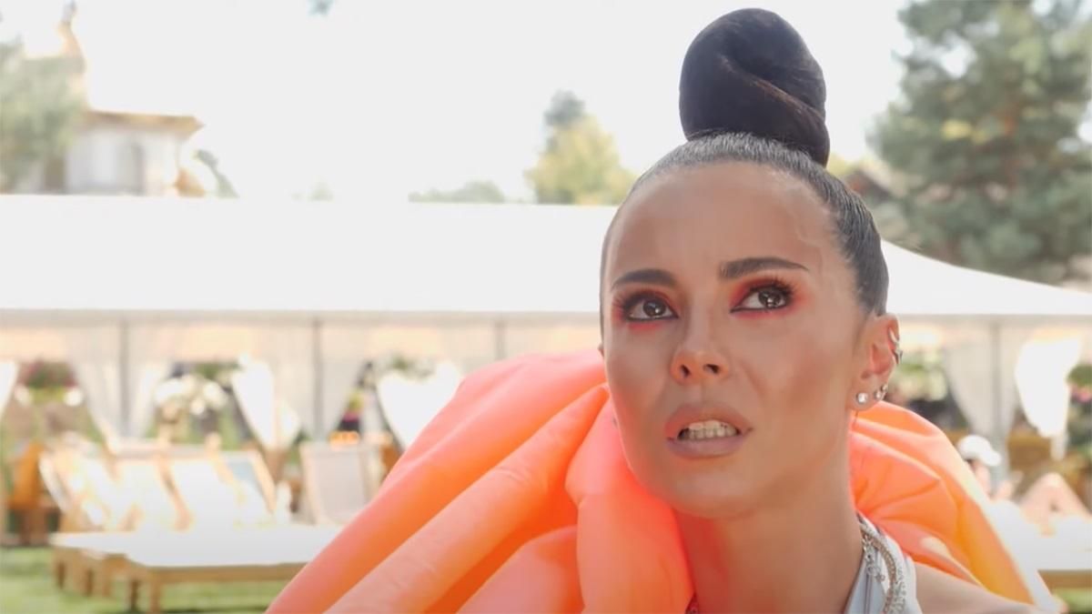 Я очень скучаю, – Настя Каменских расплакалась, вспомнив о покойном отце Я очень скучаю, – Настя Каменских расплакалась, вспомнив о покойном отце