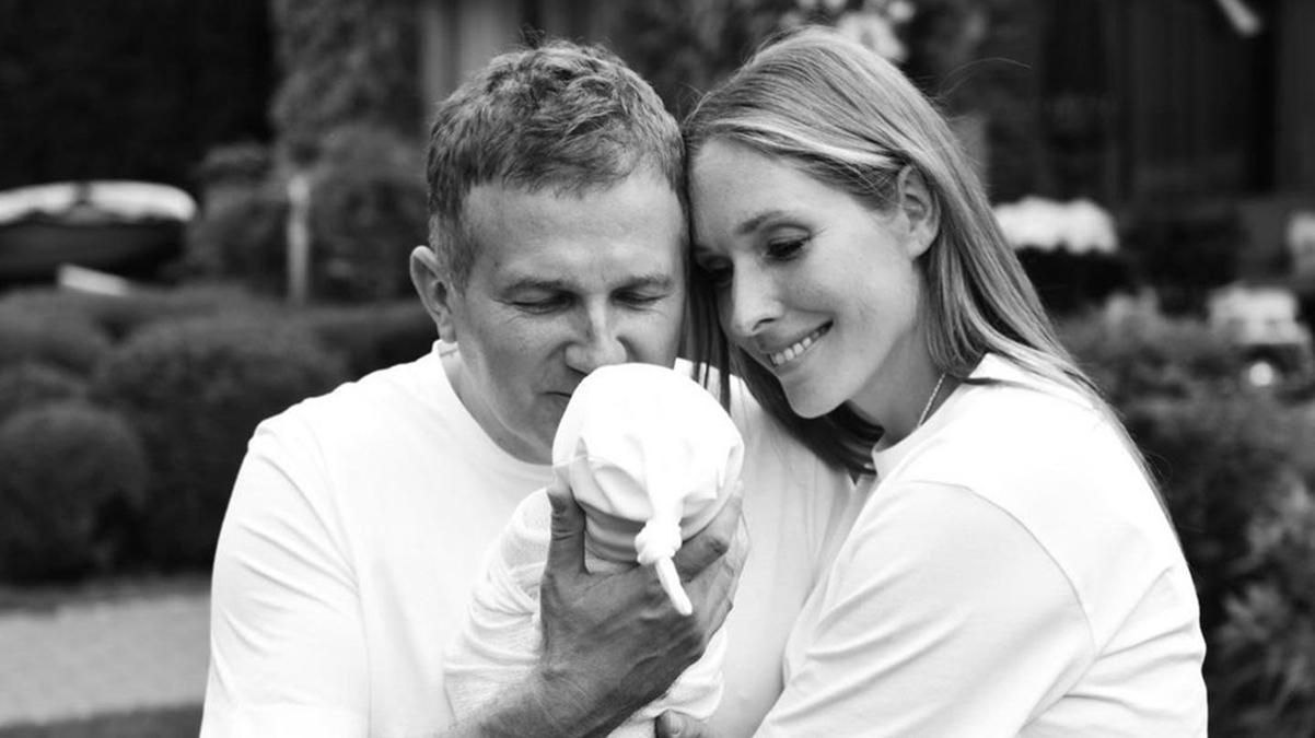 Катя Осадчая и Юрий Горбунов показали новые фото с самым младшим сыном Катя Осадчая и Юрий Горбунов показали новые фото с самым младшим сыном