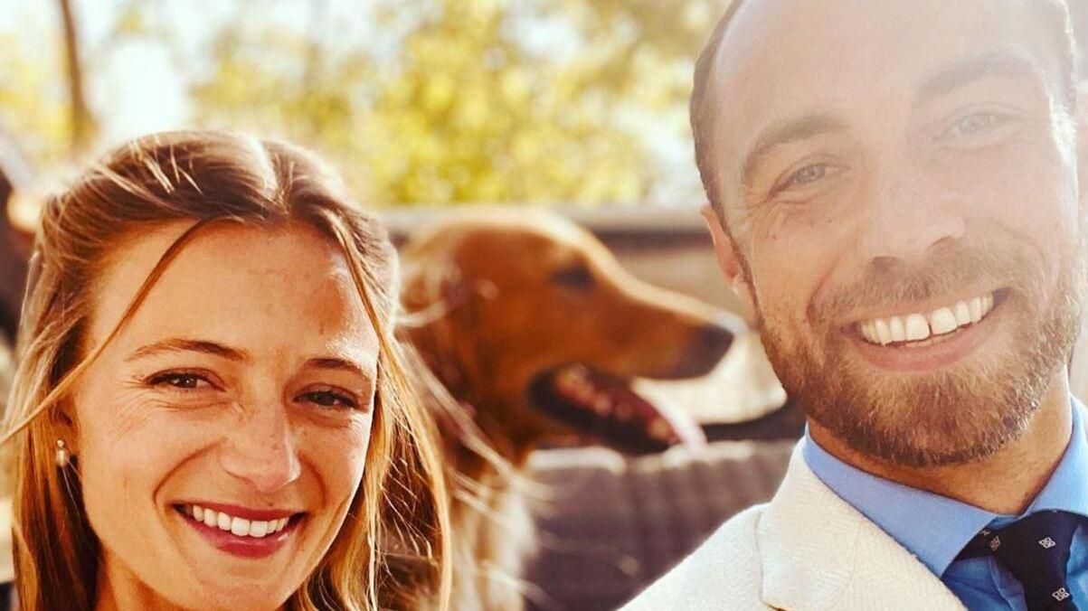 Жена Джеймса Миддлтона на свадьбе предстала в платье свекрови – мамы герцогини Кембриджской Жена Джеймса Миддлтона на свадьбе предстала в платье свекрови – мамы герцогини Кембриджской