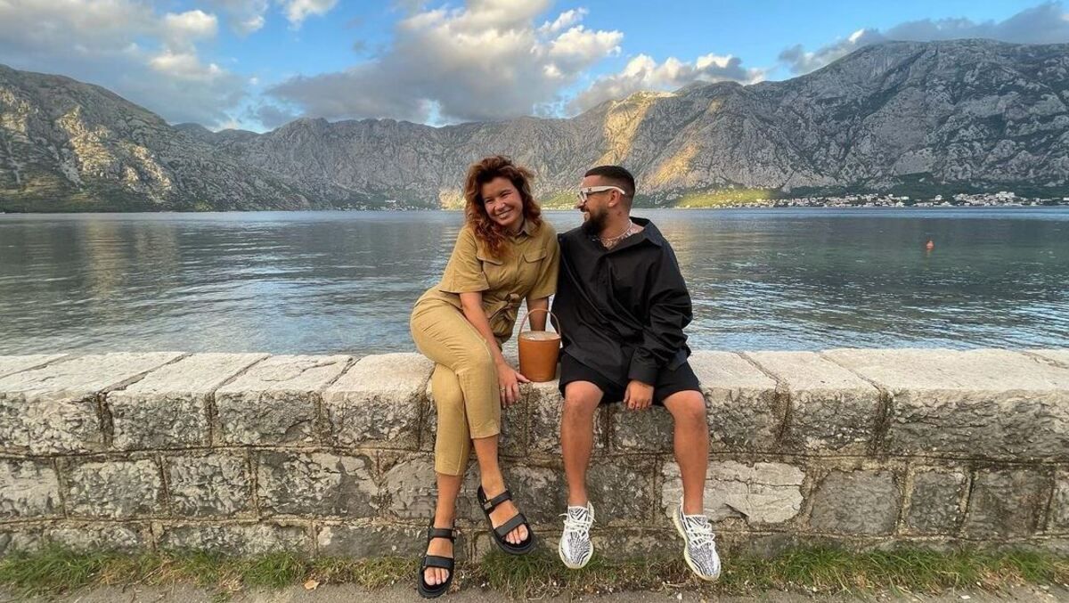 Монатик с женой отдыхает в Черногории: живописные фото