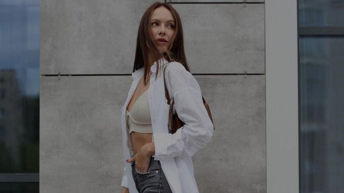 Дружина Володимира Остапчука показала осінній образ: фото в джинсах і сорочці - Showbiz