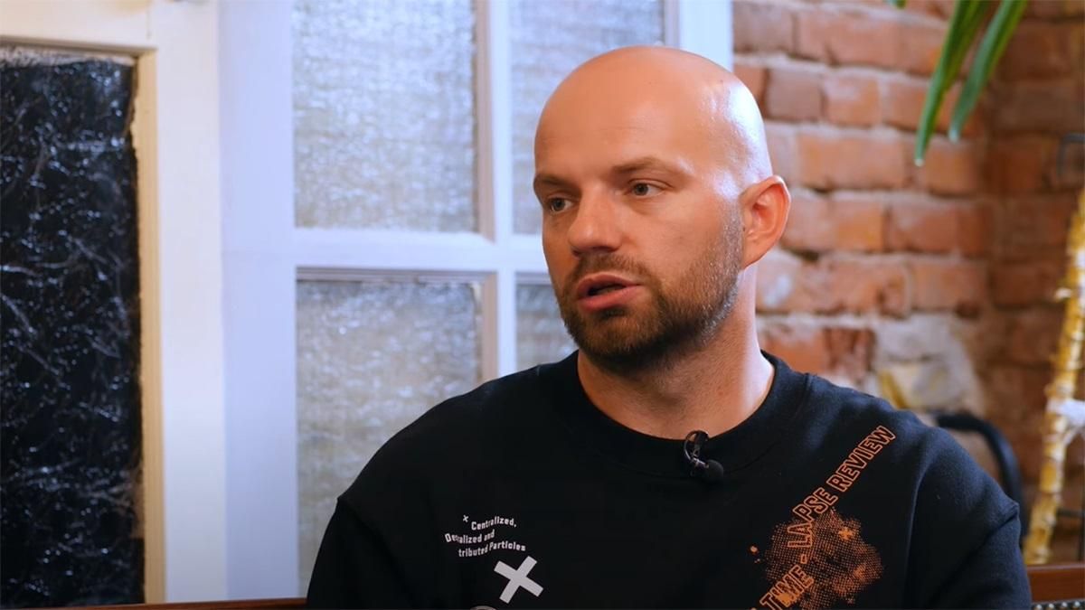 Слава Демин рассказал, как рассорился с Надеждой Мейхер Слава Демин рассказал, как рассорился с Надеждой Мейхер