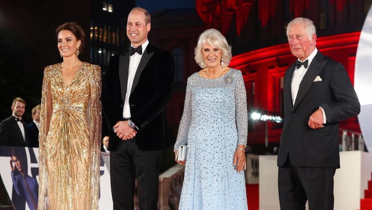 Приголомшлива Кейт Міддлтон з принцом Вільямом і свекрами відвідала прем'єру "Джеймса Бонда" - Новини шоу-бізнесу - Showbiz