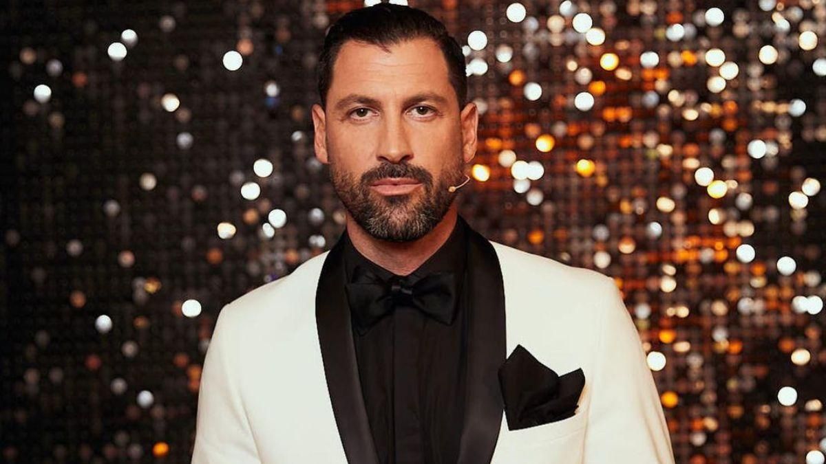 Судья "Танцев со звездами" Максим Чмерковский признался, был ли у него роман с Дженнифер Лопес Судья "Танцев со звездами" Максим Чмерковский признался, был ли у него роман с Дженнифер Лопес